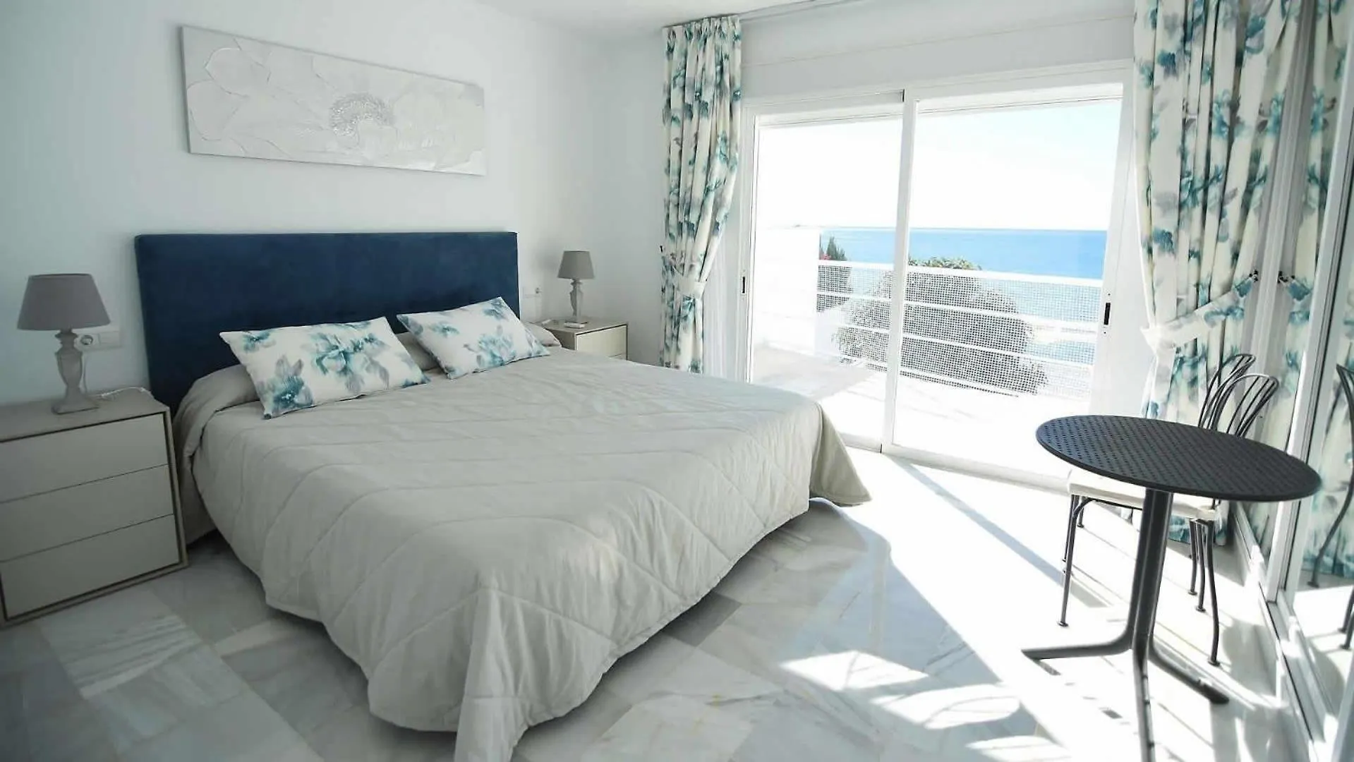 Ferienhaus Mit Privatpool Fuer 7 Personen Ca 246 Qm In Nerja, Andalusien Costa Del Sol Spain