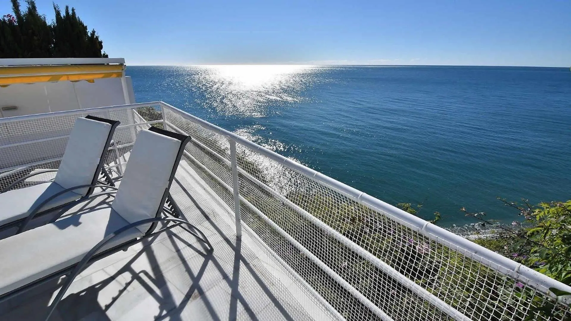 Ferienhaus Mit Privatpool Fuer 7 Personen Ca 246 Qm In Nerja, Andalusien Costa Del Sol  Nerja