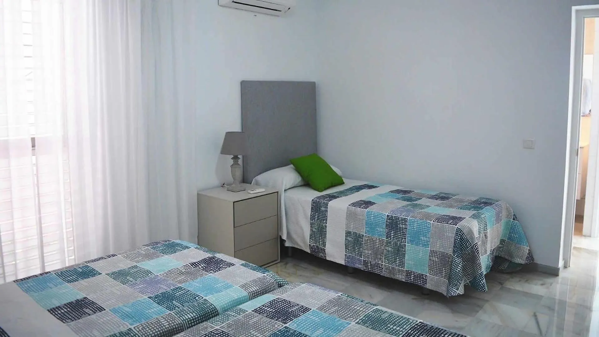 Ferienhaus Mit Privatpool Fuer 7 Personen Ca 246 Qm In Nerja, Andalusien Costa Del Sol